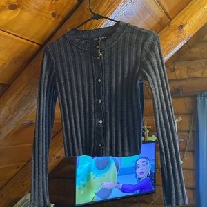 Zara button up crop sweater